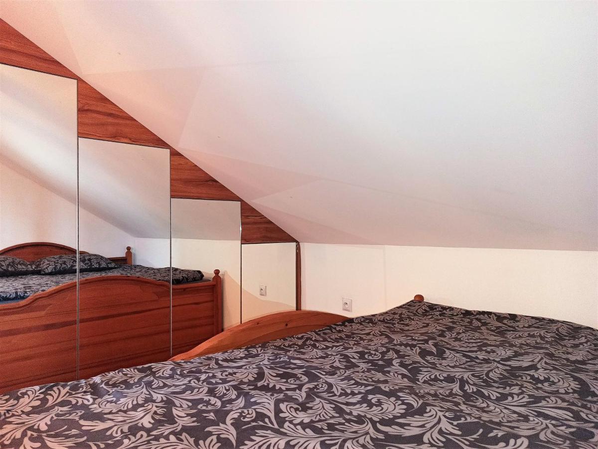 Barytowy Apartament Tarnowskie Gory Exterior photo